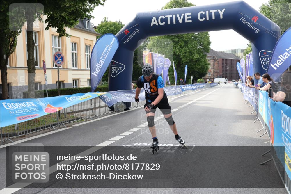 29.06.2025 - hella hamburg halbmarathon Strokosch-Dieckow http://msf.ph/oto/8177829 29.06.2025 09:19:20 Ziel 20091 meine-sportfotos.de