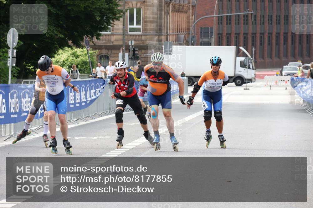 29.06.2025 - hella hamburg halbmarathon Strokosch-Dieckow http://msf.ph/oto/8177855 29.06.2025 09:19:43 Ziel 20044, 20066, 20217, 20226, 20231, 20375, 20409 meine-sportfotos.de