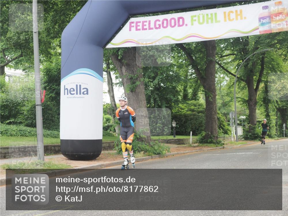 29.06.2025 - hella hamburg halbmarathon KatJ http://msf.ph/oto/8177862 29.06.2025 09:21:52 Zwischen KM18-KM19  meine-sportfotos.de