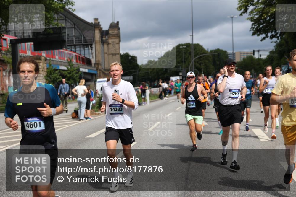29.06.2025 - hella hamburg halbmarathon Yannick Fuchs http://msf.ph/oto/8177876 29.06.2025 10:42:21 20KM 1320, 1914, 2213, 2340, 2708, 3747, 4324, 4601, 5024, 5362, 5528, 5915, 6081, 6377, 6836, 7367, 7599, 8216, 8234, 8927, 9262, 9482, 9538, 9544, 11211, 11961, 12549, 12747, 13007, 13570, 13614, 13948, 14383, 14797, 14814, 15309, 15573, 15590, 15629, 15735, 15808, 16149, 16205, 16414, 16766, 18206, 18430, 18476, 18790, 18836, 18963, 19198 meine-sportfotos.de