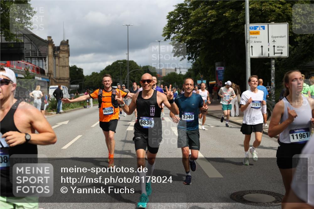 29.06.2025 - hella hamburg halbmarathon Yannick Fuchs http://msf.ph/oto/8178024 29.06.2025 10:42:24 20KM 1086, 1320, 1914, 2213, 2340, 2442, 2708, 3747, 4324, 4601, 5024, 5362, 5528, 5915, 6081, 6377, 6836, 7367, 8216, 8916, 8927, 9262, 9482, 9538, 11211, 11961, 12549, 12747, 13007, 13570, 13614, 13948, 14383, 14797, 14814, 15309, 15573, 15590, 15629, 15735, 15808, 16094, 16149, 16205, 16269, 16414, 16766, 18206, 18476, 18790, 18836, 18923, 18963, 19198 meine-sportfotos.de