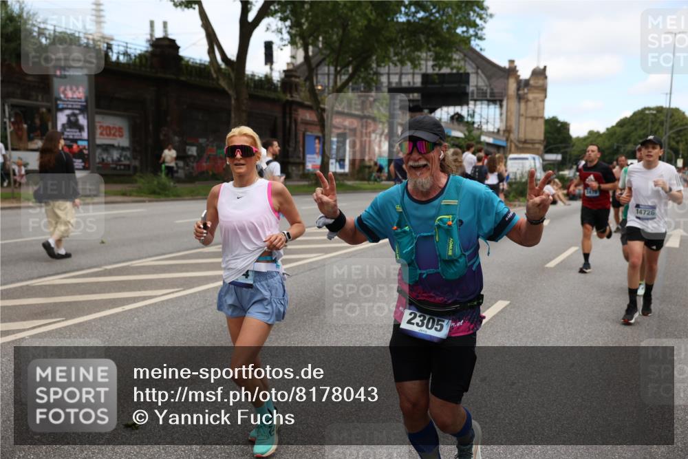 29.06.2025 - hella hamburg halbmarathon Yannick Fuchs http://msf.ph/oto/8178043 29.06.2025 11:20:26 20KM 1444, 1477, 2249, 2305, 2414, 2479, 3185, 3768, 3781, 4194, 4350, 4819, 5061, 5122, 5767, 5814, 6270, 6347, 7351, 7375, 8115, 8297, 8920, 9104, 9141, 9716, 10039, 11247, 11610, 12537, 14008, 14155, 14726, 14894, 15102, 16171, 16240, 16676, 17068, 17148, 17529, 17853, 18070, 18071, 18322, 18385, 18507 meine-sportfotos.de