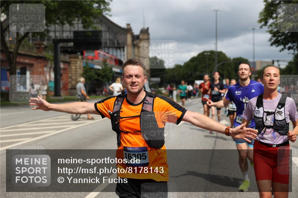 29.06.2025 - hella hamburg halbmarathon Yannick Fuchs http://msf.ph/oto/8178143 29.06.2025 10:42:25 20KM 1086, 1320, 1914, 2213, 2340, 2442, 2708, 3747, 4324, 4601, 5024, 5362, 5528, 5915, 6081, 6377, 6836, 7367, 8216, 8916, 8927, 9262, 9482, 9538, 9638, 11211, 11961, 12549, 12747, 13007, 13570, 13614, 13948, 14383, 14797, 14814, 15309, 15573, 15590, 15629, 15735, 15808, 16094, 16149, 16205, 16269, 16414, 16766, 18206, 18476, 18790, 18836, 18923, 18963, 19198 meine-sportfotos.de