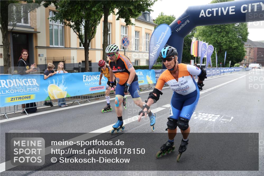 29.06.2025 - hella hamburg halbmarathon Strokosch-Dieckow http://msf.ph/oto/8178150 29.06.2025 09:19:49 Ziel 20044, 20066, 20217, 20226, 20231, 20375, 20409 meine-sportfotos.de