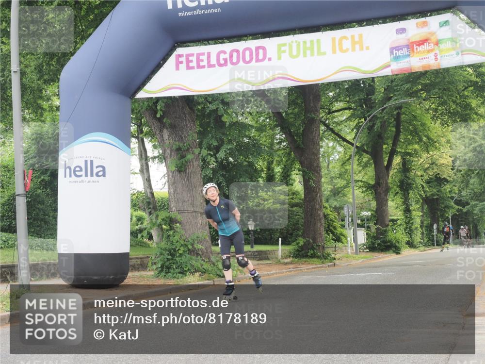 29.06.2025 - hella hamburg halbmarathon KatJ http://msf.ph/oto/8178189 29.06.2025 09:21:56 Zwischen KM18-KM19  meine-sportfotos.de
