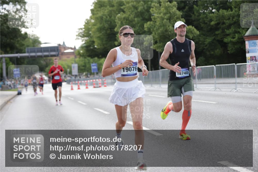 29.06.2025 - hella hamburg halbmarathon Jannik Wohlers http://msf.ph/oto/8178207 29.06.2025 09:42:23 Lombardsbrücke 5612, 7331, 7855, 9269, 10468, 11078, 11228, 12360, 13346, 13872, 13913, 14753, 14836, 16615, 17614, 18740, 19041, 19042, 19050, 19076, 19078 meine-sportfotos.de