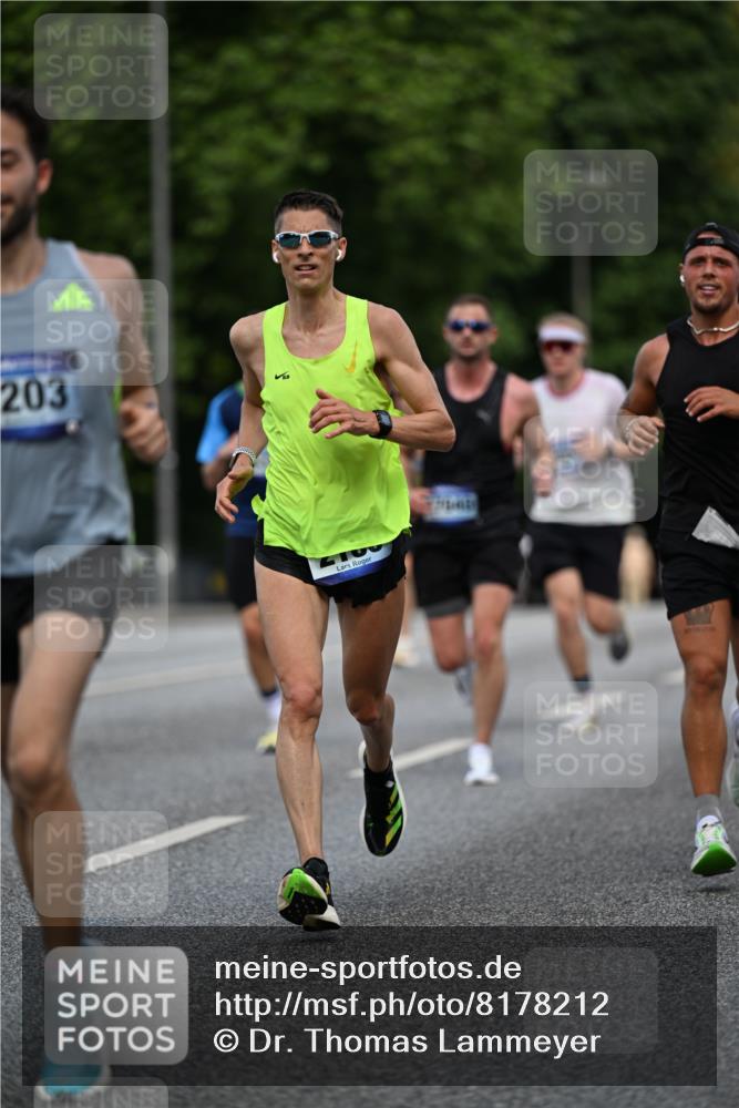 29.06.2025 - hella hamburg halbmarathon Dr. Thomas Lammeyer http://msf.ph/oto/8178212 29.06.2025 09:46:55 Kennedybrücke 2075, 2180, 2203, 2483, 3189, 3379, 6090, 8318, 8376, 9804, 10351 meine-sportfotos.de