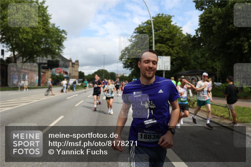 29.06.2025 - hella hamburg halbmarathon Yannick Fuchs http://msf.ph/oto/8178271 29.06.2025 10:42:27 20KM 1086, 1320, 1884, 1914, 2213, 2340, 2442, 3213, 3747, 4324, 4601, 5024, 5362, 5528, 5915, 6081, 6377, 6836, 7367, 8216, 8916, 8927, 9262, 9482, 9538, 9638, 11211, 11467, 11961, 12549, 12747, 13007, 13570, 13614, 13948, 14383, 14797, 14814, 15309, 15573, 15590, 15629, 15735, 15808, 16094, 16149, 16205, 16269, 16414, 16766, 17007, 18206, 18476, 18790, 18836, 18923, 18963, 19198 meine-sportfotos.de
