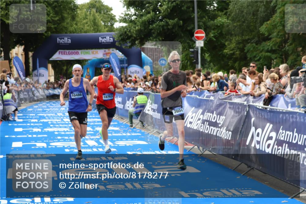 29.06.2025 - hella hamburg halbmarathon Zöllner http://msf.ph/oto/8178277 29.06.2025 10:28:54 Ziel 1827, 2604, 10486, 18763 meine-sportfotos.de