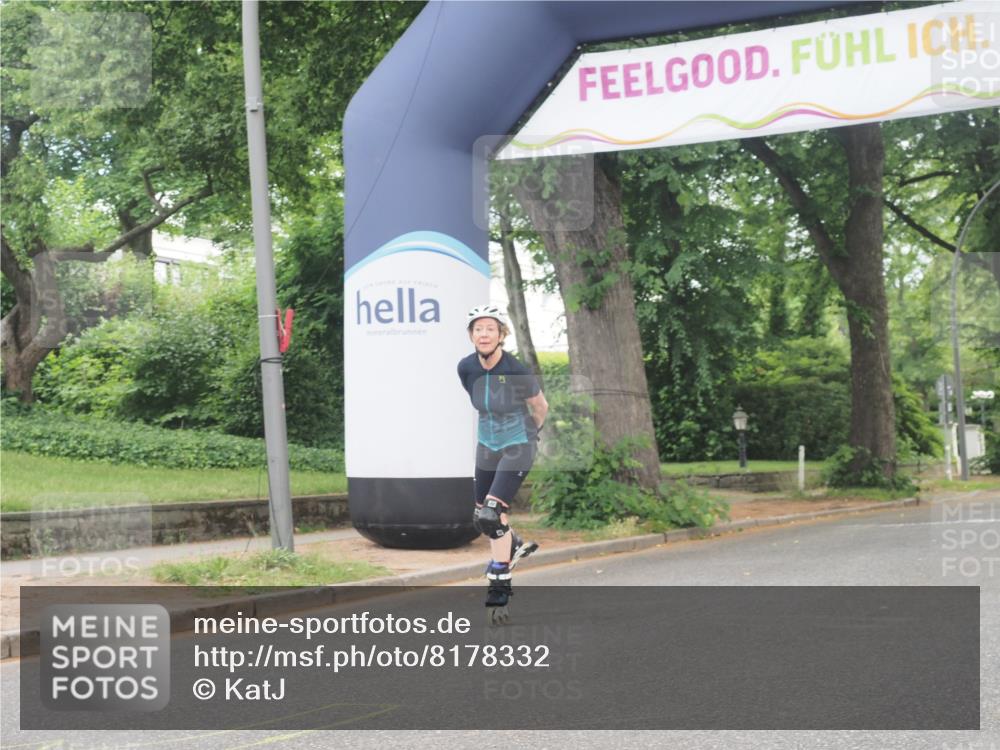 29.06.2025 - hella hamburg halbmarathon KatJ http://msf.ph/oto/8178332 29.06.2025 09:21:56 Zwischen KM18-KM19  meine-sportfotos.de