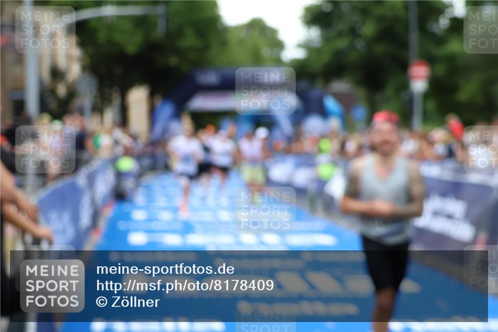 29.06.2025 - hella hamburg halbmarathon Zöllner http://msf.ph/oto/8178409 29.06.2025 10:38:57 Ziel 2980, 3136, 3783, 8958, 13137, 13755, 14093, 15257, 17722 meine-sportfotos.de