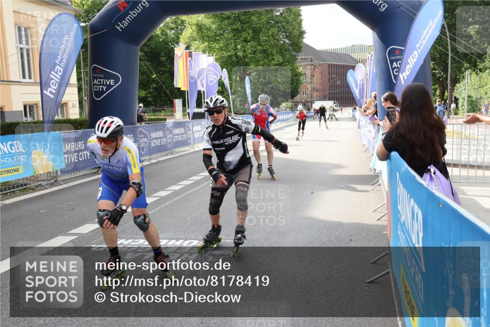 29.06.2025 - hella hamburg halbmarathon Strokosch-Dieckow http://msf.ph/oto/8178419 29.06.2025 09:20:15 Ziel 20039, 20114, 20118, 20135, 20168, 20187, 20411, 20434, 20462, 20487 meine-sportfotos.de