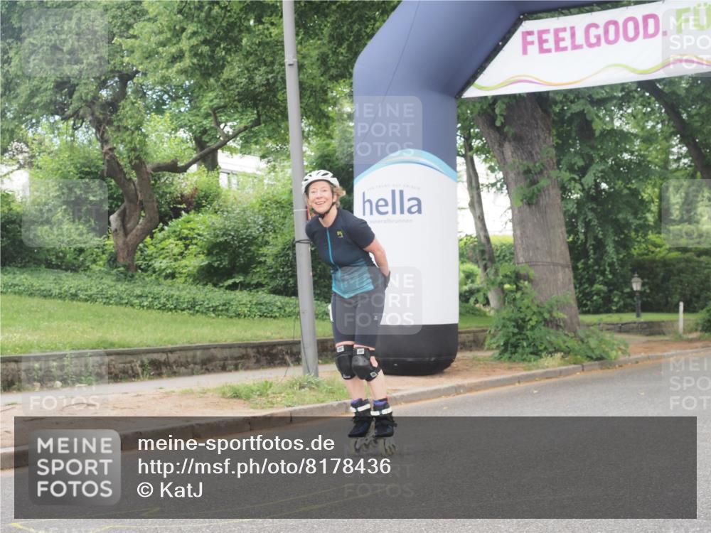 29.06.2025 - hella hamburg halbmarathon KatJ http://msf.ph/oto/8178436 29.06.2025 09:21:57 Zwischen KM18-KM19  meine-sportfotos.de