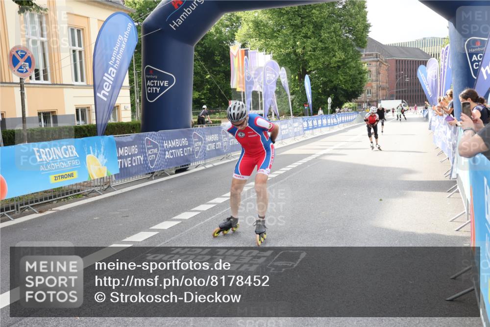 29.06.2025 - hella hamburg halbmarathon Strokosch-Dieckow http://msf.ph/oto/8178452 29.06.2025 09:20:16 Ziel 20039, 20114, 20118, 20135, 20187, 20411, 20434 meine-sportfotos.de