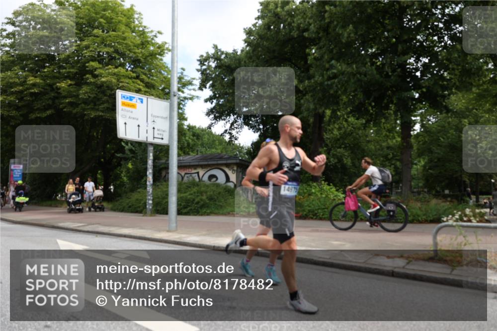 29.06.2025 - hella hamburg halbmarathon Yannick Fuchs http://msf.ph/oto/8178482 29.06.2025 10:28:21 20KM 1053, 1910, 1959, 2243, 2746, 2836, 4246, 4602, 5193, 6473, 8956, 13618, 14289, 14310, 14466, 14784, 14975, 15268, 15326, 15887, 16724, 16755, 16881, 16931, 17802, 18455, 18687, 18731, 18854 meine-sportfotos.de