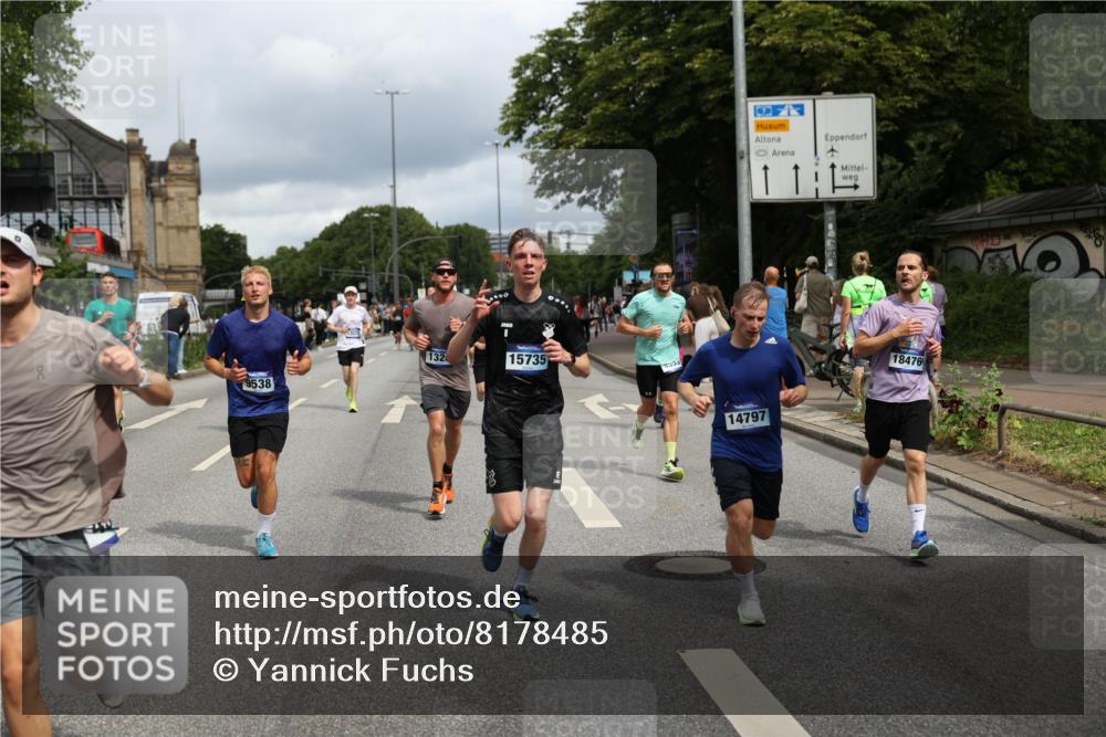29.06.2025 - hella hamburg halbmarathon Yannick Fuchs http://msf.ph/oto/8178485 29.06.2025 10:42:30 20KM 1086, 1320, 1884, 1914, 2213, 2340, 2442, 3213, 3747, 4324, 5024, 5362, 5528, 5915, 6081, 6377, 6836, 7367, 8216, 8916, 9262, 9482, 9538, 9638, 10000, 11211, 11467, 11961, 12549, 12747, 13570, 13614, 14383, 14797, 14814, 15309, 15573, 15590, 15629, 15735, 15808, 16094, 16149, 16205, 16269, 16414, 16766, 17007, 18206, 18476, 18790, 18836, 18923, 18963, 19198 meine-sportfotos.de