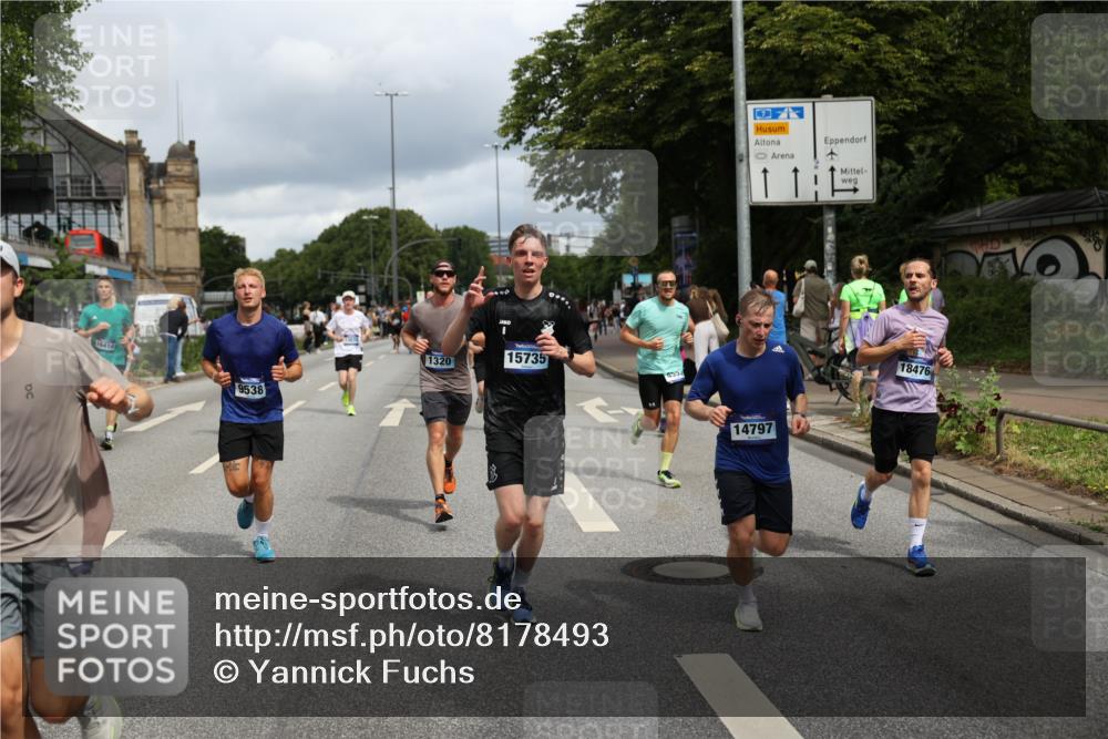 29.06.2025 - hella hamburg halbmarathon Yannick Fuchs http://msf.ph/oto/8178493 29.06.2025 10:42:30 20KM 1086, 1320, 1884, 1914, 2213, 2340, 2442, 3213, 3747, 4324, 5024, 5362, 5528, 5915, 6081, 6377, 6836, 7367, 8216, 8916, 9262, 9482, 9538, 9638, 10000, 11211, 11467, 11961, 12549, 12747, 13570, 13614, 14383, 14797, 14814, 15309, 15573, 15590, 15629, 15735, 15808, 16094, 16149, 16205, 16269, 16414, 16766, 17007, 18206, 18476, 18790, 18836, 18923, 18963, 19198 meine-sportfotos.de
