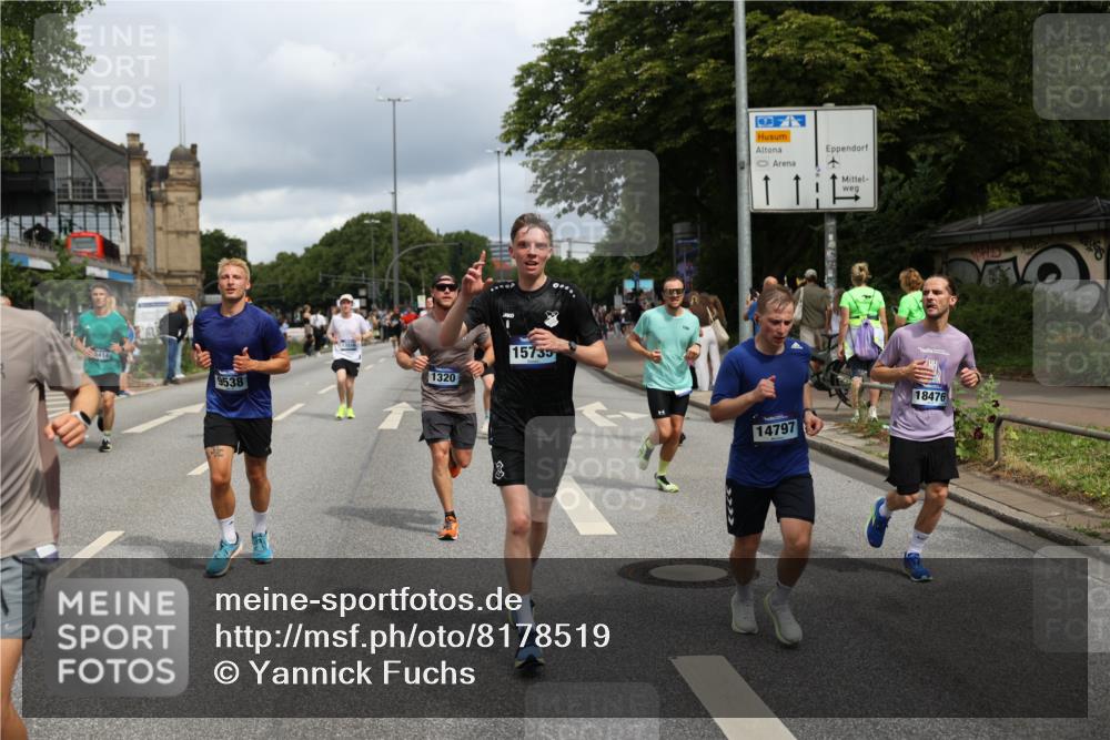 29.06.2025 - hella hamburg halbmarathon Yannick Fuchs http://msf.ph/oto/8178519 29.06.2025 10:42:31 20KM 1086, 1320, 1884, 1914, 2213, 2340, 2442, 3213, 3747, 4324, 4711, 5024, 5362, 5528, 5915, 6081, 6377, 6836, 6923, 7367, 8216, 8916, 9262, 9482, 9538, 9638, 10000, 11211, 11467, 11961, 12549, 12747, 13570, 13614, 14797, 14814, 15309, 15573, 15590, 15629, 15735, 15808, 16094, 16149, 16205, 16269, 16414, 16766, 17007, 18206, 18251, 18476, 18790, 18836, 18923, 18963, 19198 meine-sportfotos.de