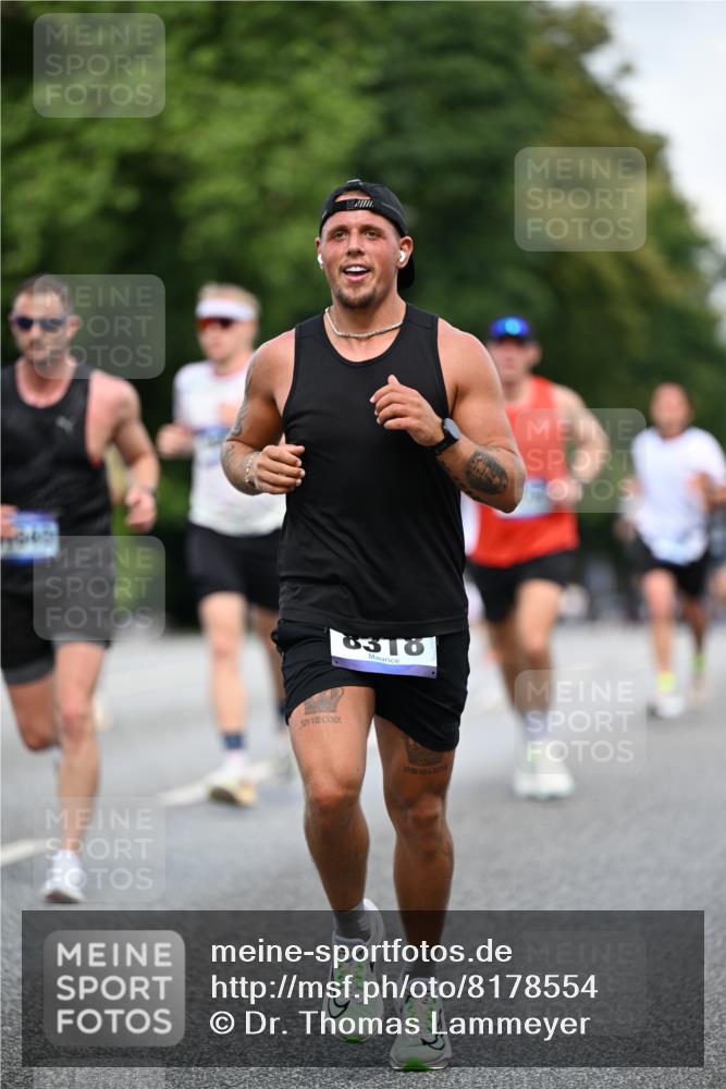 29.06.2025 - hella hamburg halbmarathon Dr. Thomas Lammeyer http://msf.ph/oto/8178554 29.06.2025 09:46:56 Kennedybrücke 2075, 2180, 2203, 2483, 3189, 3379, 6090, 8318, 8376, 9804, 10351 meine-sportfotos.de