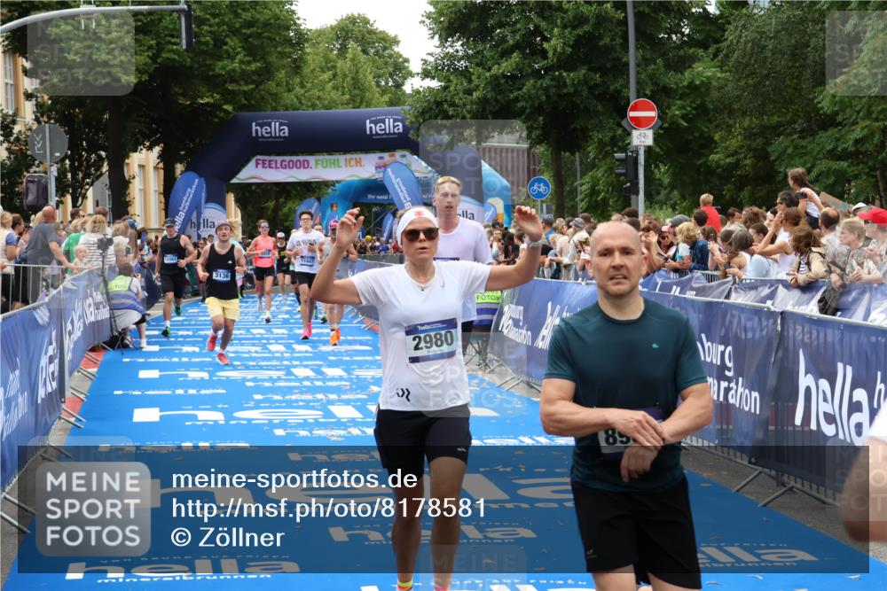 29.06.2025 - hella hamburg halbmarathon Zöllner http://msf.ph/oto/8178581 29.06.2025 10:39:02 Ziel 1164, 1803, 2262, 2980, 3136, 4359, 6682, 8958, 11447, 13137, 15561, 15873, 18734, 19151 meine-sportfotos.de