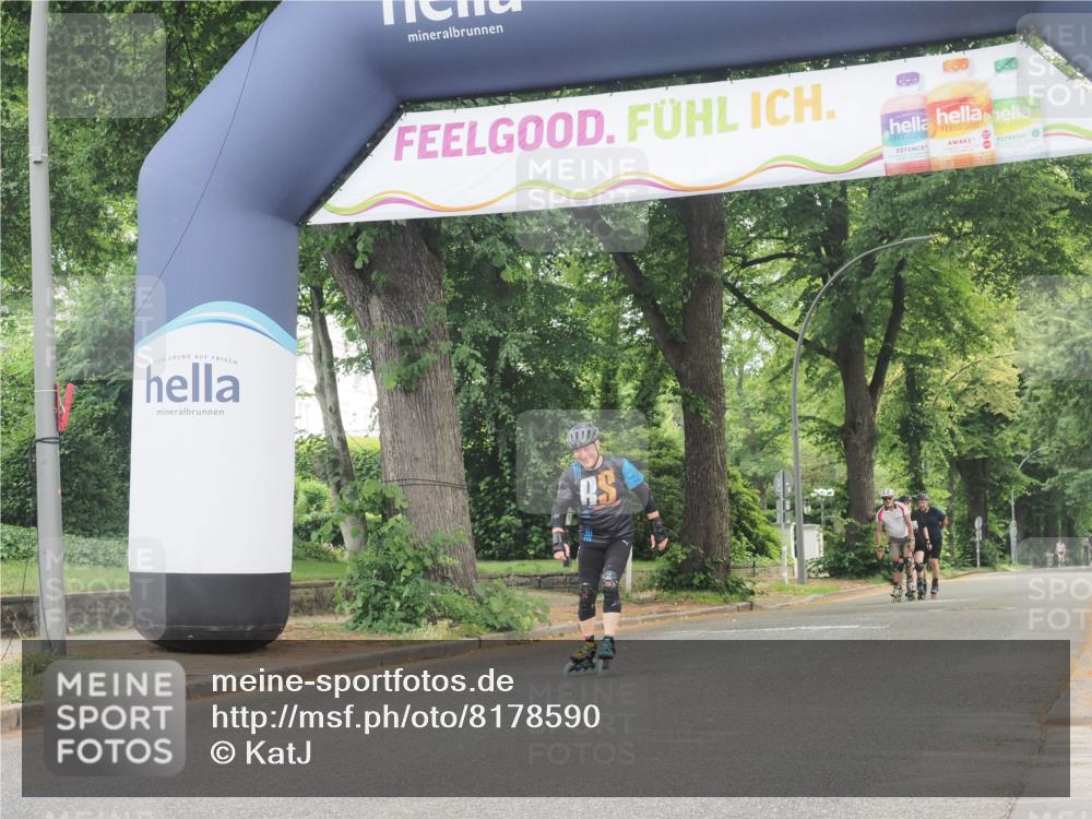 29.06.2025 - hella hamburg halbmarathon KatJ http://msf.ph/oto/8178590 29.06.2025 09:22:03 Zwischen KM18-KM19  meine-sportfotos.de