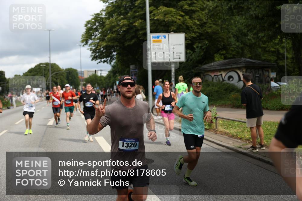 29.06.2025 - hella hamburg halbmarathon Yannick Fuchs http://msf.ph/oto/8178605 29.06.2025 10:42:32 20KM 1086, 1320, 1884, 1914, 2340, 2442, 3213, 3747, 4324, 4711, 5024, 5362, 5915, 6081, 6377, 6836, 6923, 7367, 8216, 8916, 9262, 9482, 9538, 9638, 10000, 11211, 11467, 12549, 12747, 12840, 13570, 13614, 14797, 14814, 15309, 15573, 15590, 15629, 15735, 15808, 16094, 16149, 16205, 16269, 16414, 16766, 17007, 18206, 18251, 18476, 18790, 18836, 18923, 18963, 19198 meine-sportfotos.de