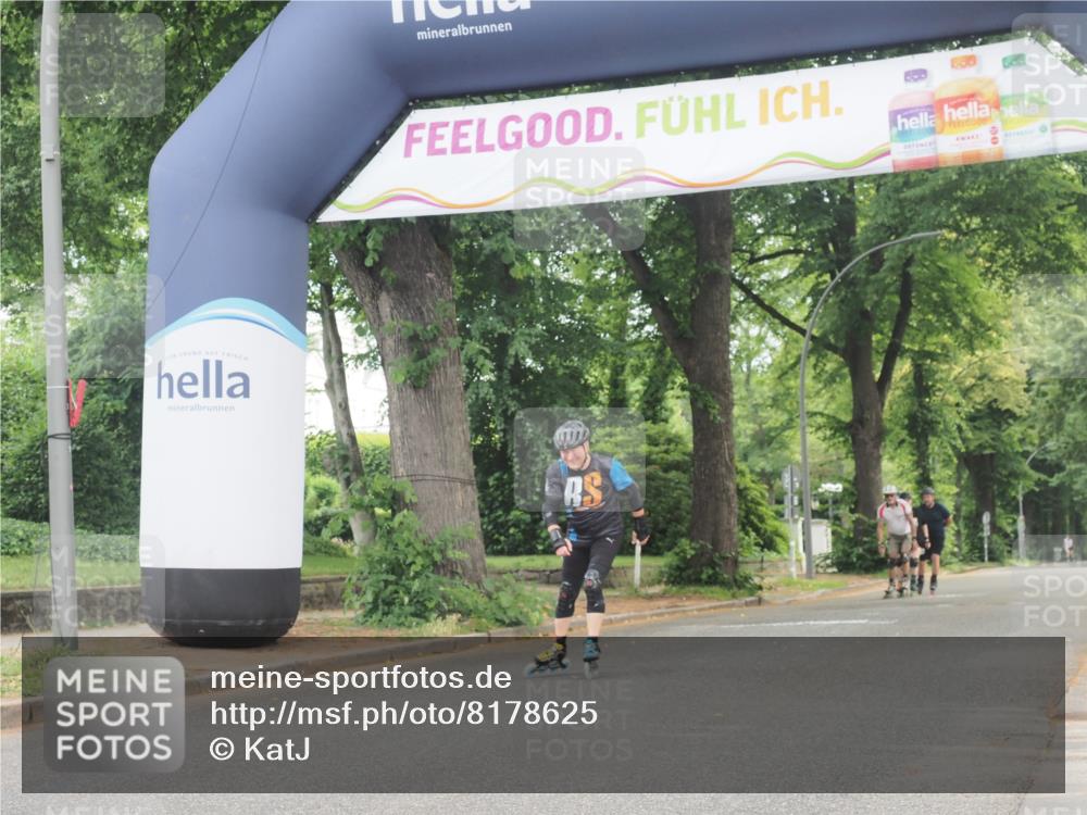 29.06.2025 - hella hamburg halbmarathon KatJ http://msf.ph/oto/8178625 29.06.2025 09:22:03 Zwischen KM18-KM19  meine-sportfotos.de