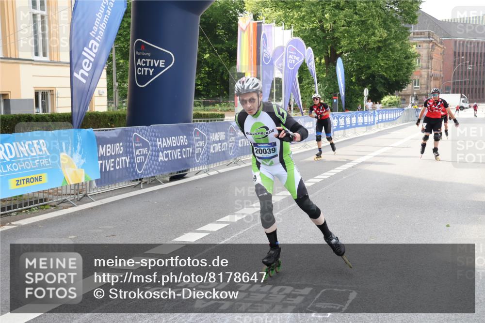 29.06.2025 - hella hamburg halbmarathon Strokosch-Dieckow http://msf.ph/oto/8178647 29.06.2025 09:20:25 Ziel 20039, 20411, 20417, 20434 meine-sportfotos.de