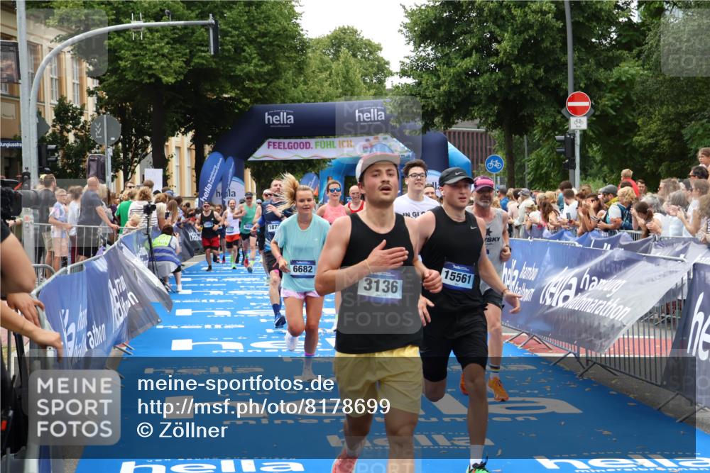 29.06.2025 - hella hamburg halbmarathon Zöllner http://msf.ph/oto/8178699 29.06.2025 10:39:06 Ziel 1164, 1445, 1803, 2262, 3136, 4359, 4759, 6682, 6686, 6687, 11447, 11619, 12137, 15561, 15873, 16820, 18734, 19151 meine-sportfotos.de