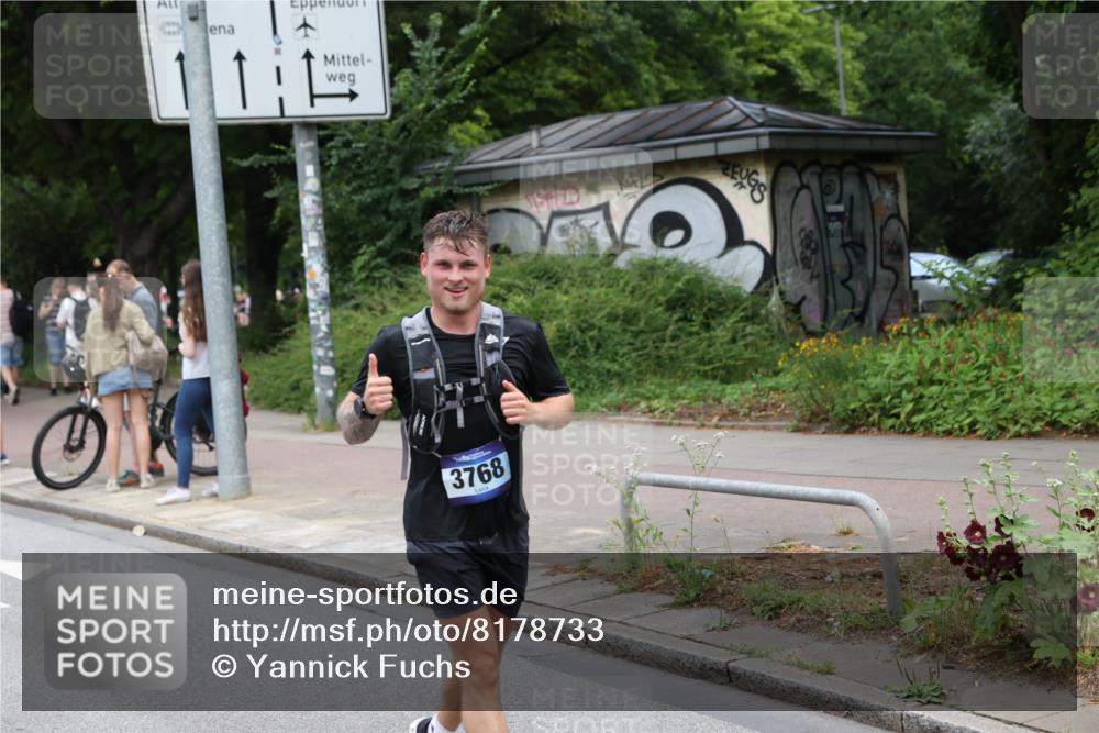 29.06.2025 - hella hamburg halbmarathon Yannick Fuchs http://msf.ph/oto/8178733 29.06.2025 11:20:32 20KM 1187, 1444, 2249, 2305, 2414, 2479, 3185, 3768, 3825, 3826, 4194, 4350, 5061, 5767, 5814, 6347, 7266, 7351, 8115, 8297, 9062, 9141, 9716, 10039, 11610, 12305, 12537, 13820, 14008, 14155, 14726, 14894, 15102, 15153, 16107, 16182, 16240, 16331, 16662, 16676, 16920, 17068, 17529, 17853, 18070, 18071, 18322, 18507, 18943 meine-sportfotos.de