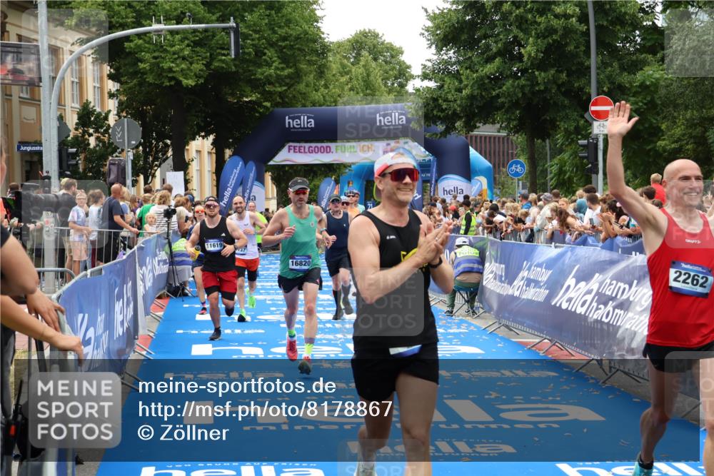 29.06.2025 - hella hamburg halbmarathon Zöllner http://msf.ph/oto/8178867 29.06.2025 10:39:11 Ziel 1445, 1803, 2262, 3282, 4759, 6686, 6687, 11619, 12137, 15556, 16656, 16820, 18149, 18547 meine-sportfotos.de