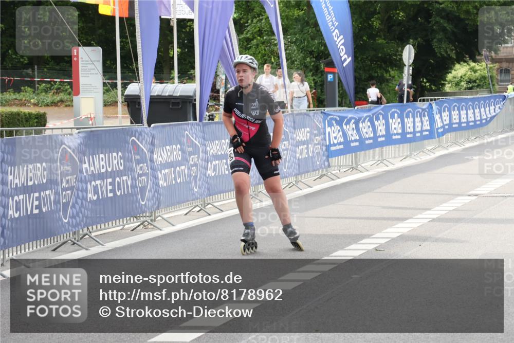 29.06.2025 - hella hamburg halbmarathon Strokosch-Dieckow http://msf.ph/oto/8178962 29.06.2025 09:20:39 Ziel 20150, 20316, 20457 meine-sportfotos.de