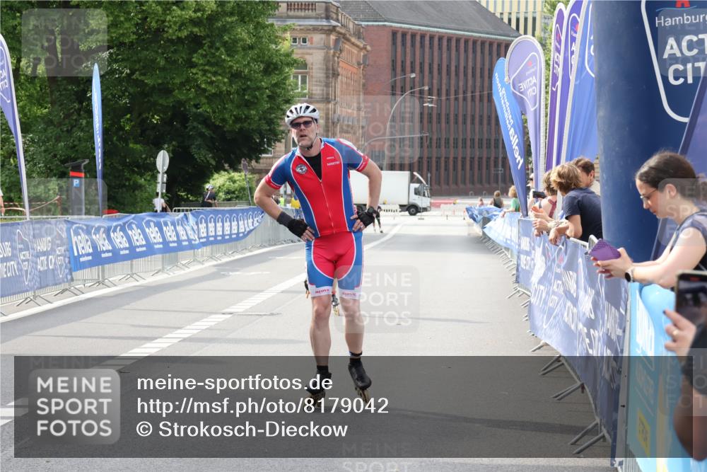 29.06.2025 - hella hamburg halbmarathon Strokosch-Dieckow http://msf.ph/oto/8179042 29.06.2025 09:20:44 Ziel 20150, 20181, 20316, 20457 meine-sportfotos.de