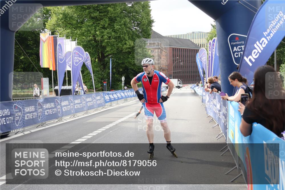 29.06.2025 - hella hamburg halbmarathon Strokosch-Dieckow http://msf.ph/oto/8179056 29.06.2025 09:20:45 Ziel 20181, 20316, 20457 meine-sportfotos.de
