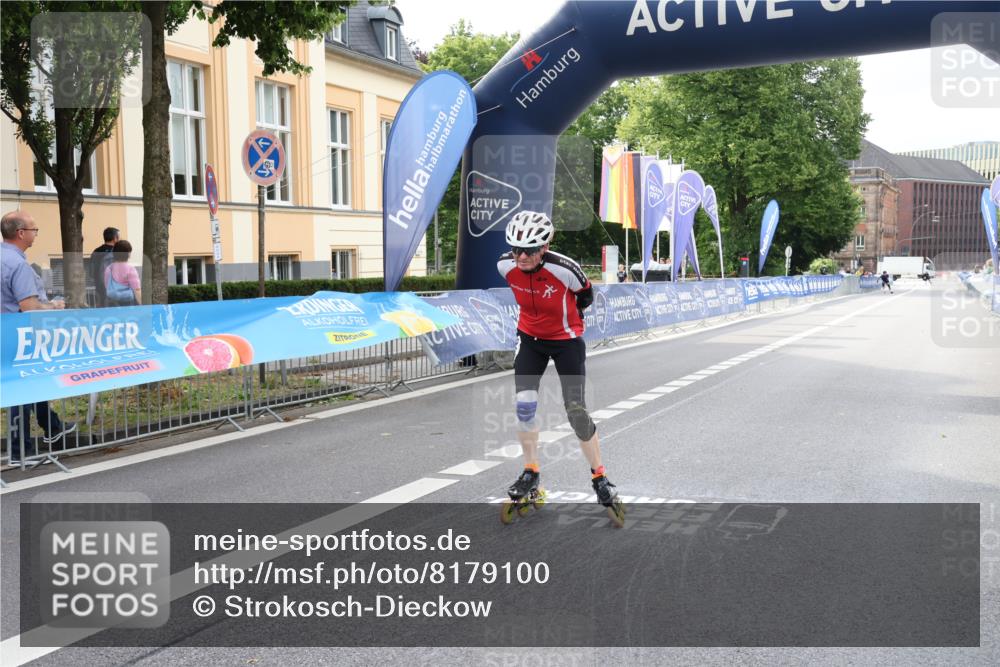 29.06.2025 - hella hamburg halbmarathon Strokosch-Dieckow http://msf.ph/oto/8179100 29.06.2025 09:20:49 Ziel 20181, 20316 meine-sportfotos.de