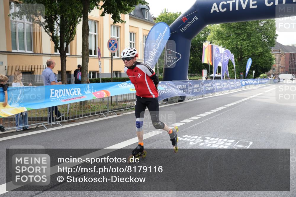 29.06.2025 - hella hamburg halbmarathon Strokosch-Dieckow http://msf.ph/oto/8179116 29.06.2025 09:20:49 Ziel 20181, 20316 meine-sportfotos.de