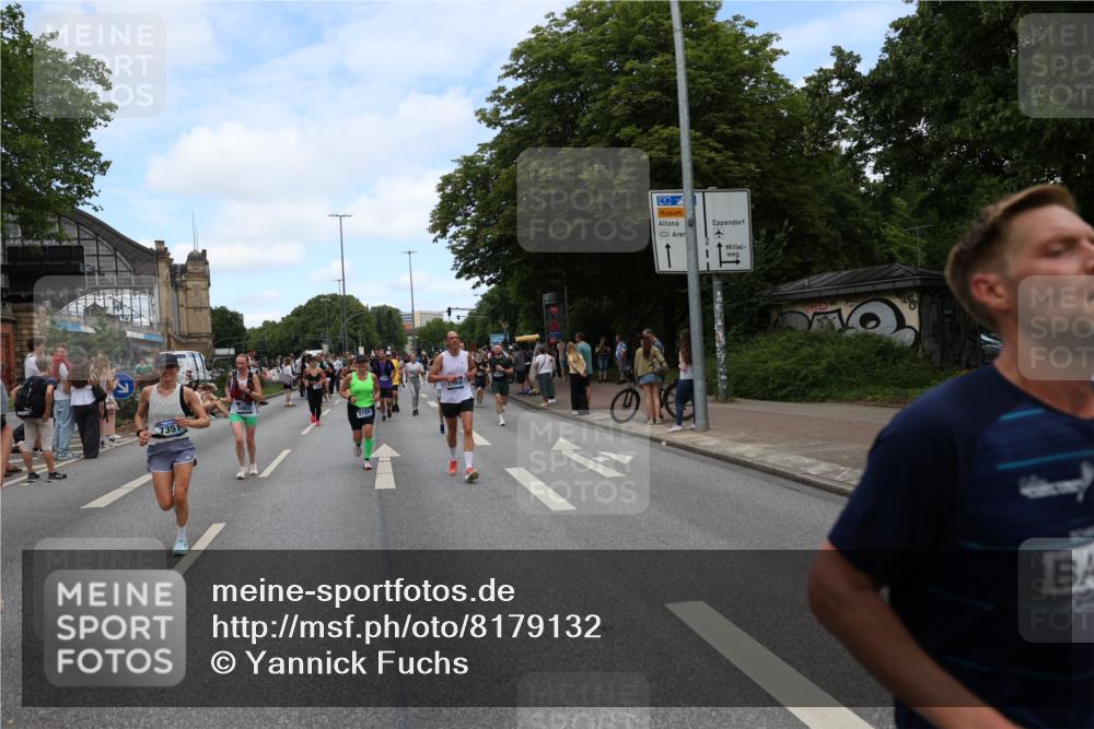 29.06.2025 - hella hamburg halbmarathon Yannick Fuchs http://msf.ph/oto/8179132 29.06.2025 11:20:37 20KM 1187, 1444, 2249, 2414, 3185, 3768, 3825, 3826, 4350, 5061, 5767, 5814, 6347, 7266, 7348, 7351, 8115, 8286, 8297, 9062, 9716, 10039, 12305, 12381, 12537, 12844, 12874, 13820, 14008, 14155, 14894, 15102, 15153, 15456, 16107, 16182, 16240, 16331, 16541, 16662, 16676, 16920, 17068, 18070, 18071, 18322, 18507, 18943 meine-sportfotos.de