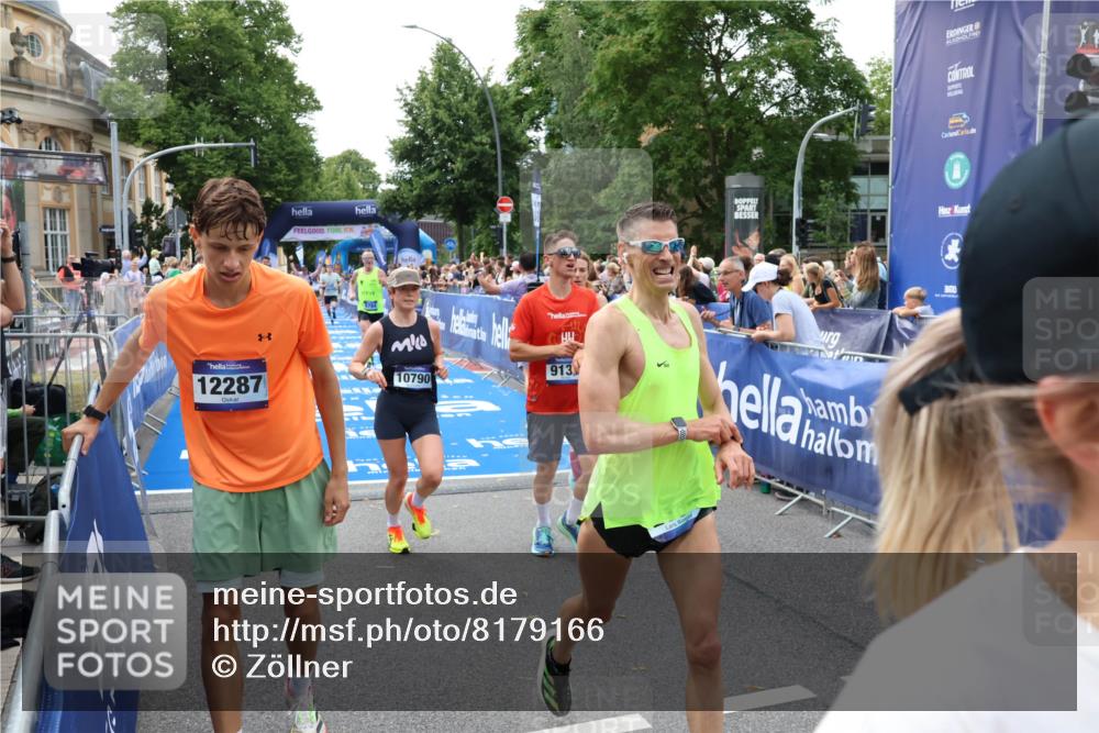 29.06.2025 - hella hamburg halbmarathon Zöllner http://msf.ph/oto/8179166 29.06.2025 10:29:38 Ziel 2021, 2180, 6781, 7186, 8784, 9137, 10790, 18422, 18699, 19204 meine-sportfotos.de