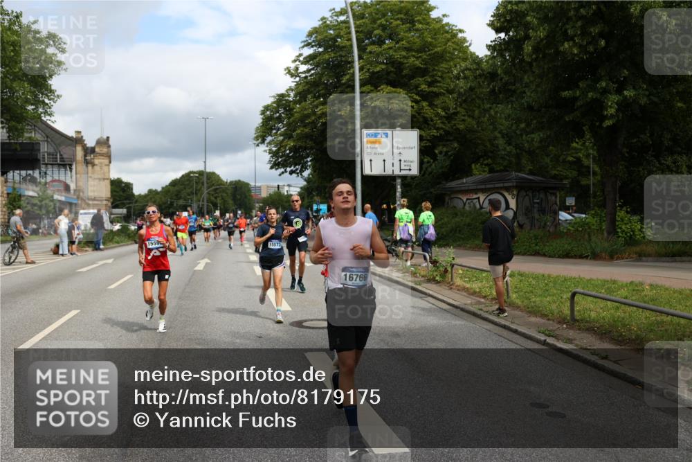 29.06.2025 - hella hamburg halbmarathon Yannick Fuchs http://msf.ph/oto/8179175 29.06.2025 10:42:37 20KM 1086, 1320, 1537, 1884, 1914, 2442, 3213, 3747, 4324, 4711, 5362, 5421, 6081, 6377, 6923, 7367, 8216, 8916, 9482, 9538, 9638, 10000, 11467, 12149, 12549, 12747, 12840, 13570, 13614, 14192, 14797, 14814, 14990, 15573, 15590, 15629, 15735, 15917, 15981, 16094, 16149, 16269, 16414, 16766, 17007, 17127, 18251, 18476, 18790, 18815, 18923, 19198 meine-sportfotos.de