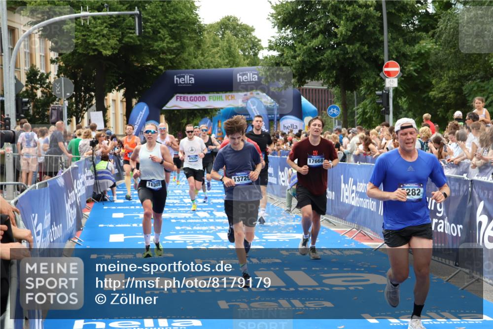 29.06.2025 - hella hamburg halbmarathon Zöllner http://msf.ph/oto/8179179 29.06.2025 10:39:19 Ziel 2044, 3282, 4565, 5752, 6037, 8319, 8925, 11305, 12046, 13479, 13729, 14311, 17646, 17668, 18149 meine-sportfotos.de