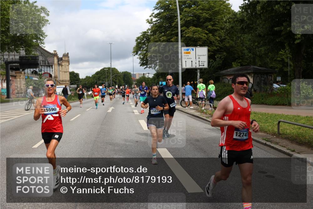 29.06.2025 - hella hamburg halbmarathon Yannick Fuchs http://msf.ph/oto/8179193 29.06.2025 10:42:38 20KM 1086, 1320, 1537, 1884, 1914, 2442, 3213, 4324, 4711, 5362, 5421, 6081, 6377, 6923, 7367, 8216, 8916, 9482, 9538, 9638, 10000, 11467, 12149, 12549, 12747, 12840, 13570, 13614, 14192, 14797, 14814, 14990, 15573, 15590, 15629, 15735, 15917, 15981, 16094, 16269, 16414, 16766, 17007, 17127, 18251, 18476, 18790, 18815, 18923, 19198 meine-sportfotos.de