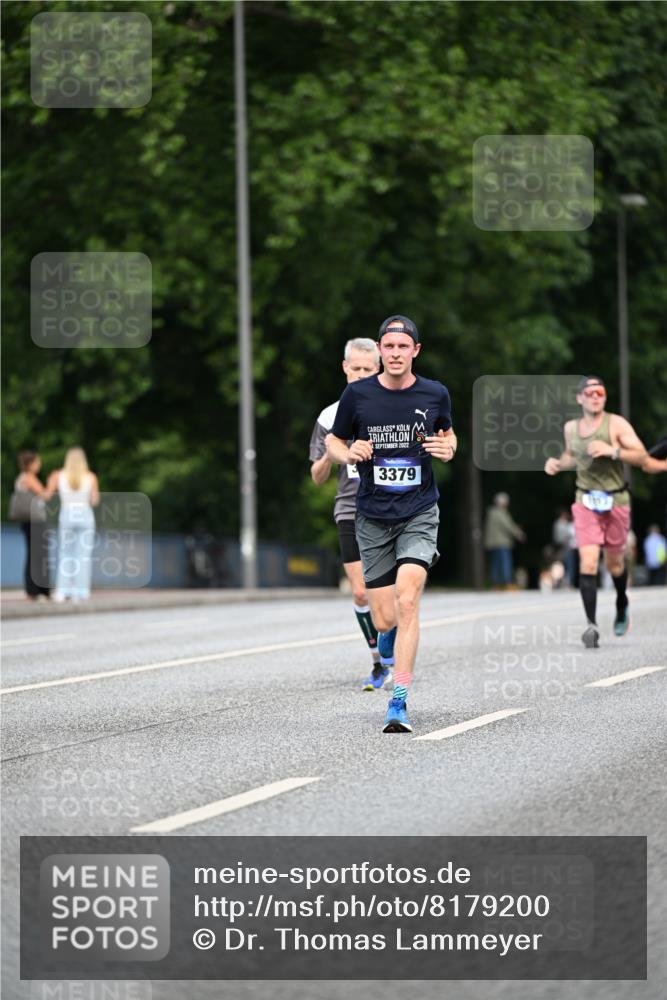 29.06.2025 - hella hamburg halbmarathon Dr. Thomas Lammeyer http://msf.ph/oto/8179200 29.06.2025 09:47:08 Kennedybrücke 1122, 1953, 2483, 3189, 3379, 5308, 8318, 8376, 9079, 9804, 10351, 11150 meine-sportfotos.de