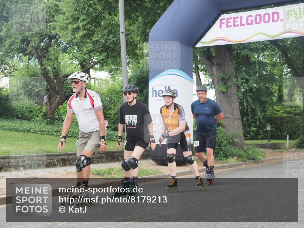 29.06.2025 - hella hamburg halbmarathon KatJ http://msf.ph/oto/8179213 29.06.2025 09:22:07 Zwischen KM18-KM19  meine-sportfotos.de
