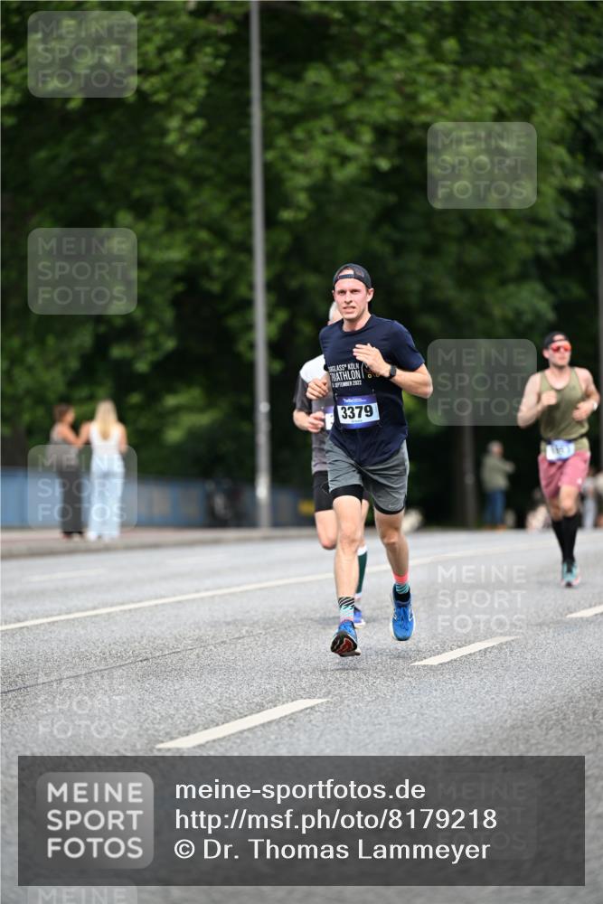 29.06.2025 - hella hamburg halbmarathon Dr. Thomas Lammeyer http://msf.ph/oto/8179218 29.06.2025 09:47:09 Kennedybrücke 1122, 1953, 2483, 3189, 3379, 5308, 8318, 8376, 9079, 9804, 10351, 11150 meine-sportfotos.de