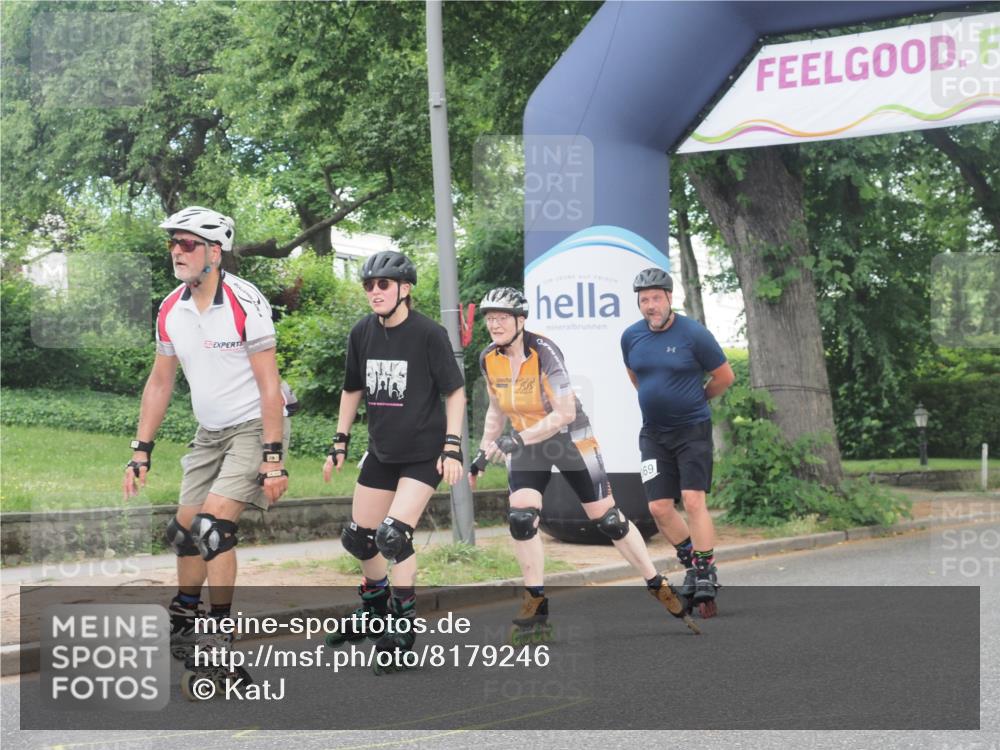 29.06.2025 - hella hamburg halbmarathon KatJ http://msf.ph/oto/8179246 29.06.2025 09:22:08 Zwischen KM18-KM19  meine-sportfotos.de