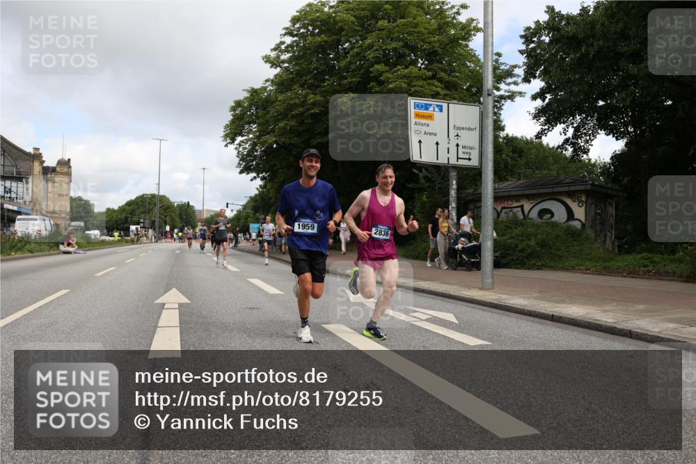 29.06.2025 - hella hamburg halbmarathon Yannick Fuchs http://msf.ph/oto/8179255 29.06.2025 10:28:27 20KM 1053, 1396, 1959, 2243, 2836, 4246, 4602, 5193, 8312, 8956, 11227, 12595, 13618, 14289, 14310, 14466, 14784, 14975, 15268, 15326, 15887, 16724, 16755, 16931, 17191, 17802, 18455, 18731, 18854 meine-sportfotos.de