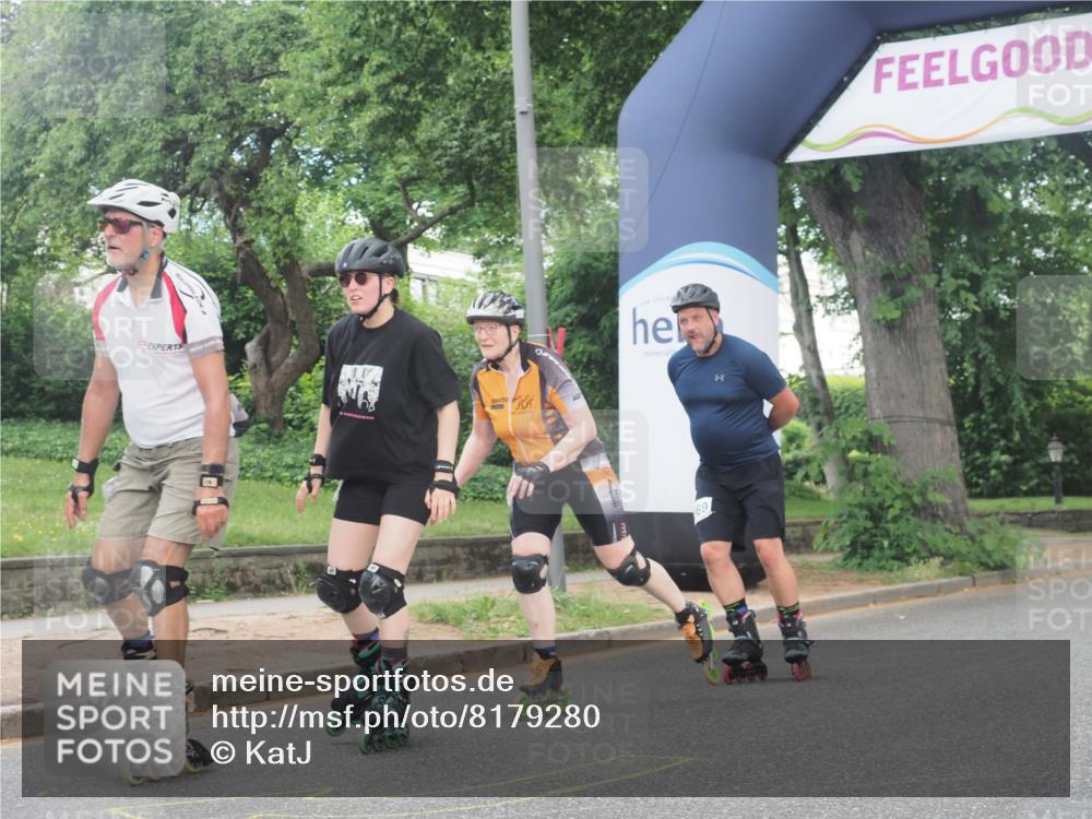 29.06.2025 - hella hamburg halbmarathon KatJ http://msf.ph/oto/8179280 29.06.2025 09:22:08 Zwischen KM18-KM19  meine-sportfotos.de