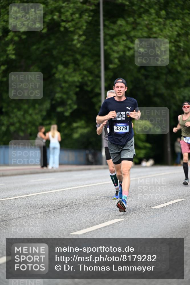 29.06.2025 - hella hamburg halbmarathon Dr. Thomas Lammeyer http://msf.ph/oto/8179282 29.06.2025 09:47:09 Kennedybrücke 1122, 1953, 2483, 3189, 3379, 5308, 8318, 8376, 9079, 9804, 10351, 11150 meine-sportfotos.de