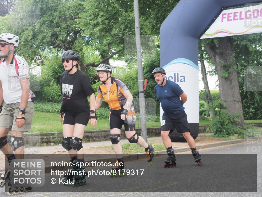 29.06.2025 - hella hamburg halbmarathon KatJ http://msf.ph/oto/8179317 29.06.2025 09:22:08 Zwischen KM18-KM19  meine-sportfotos.de