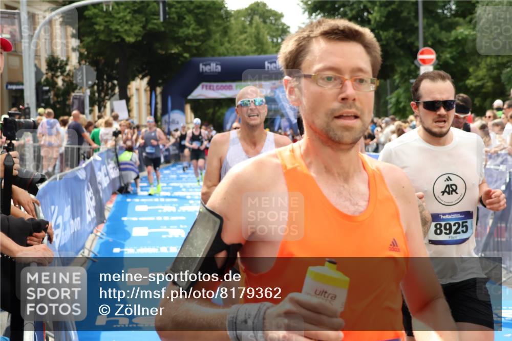 29.06.2025 - hella hamburg halbmarathon Zöllner http://msf.ph/oto/8179362 29.06.2025 10:39:24 Ziel 2044, 4565, 6037, 6152, 8319, 8925, 12046, 12335, 13479, 14359, 15013, 15866, 17646 meine-sportfotos.de